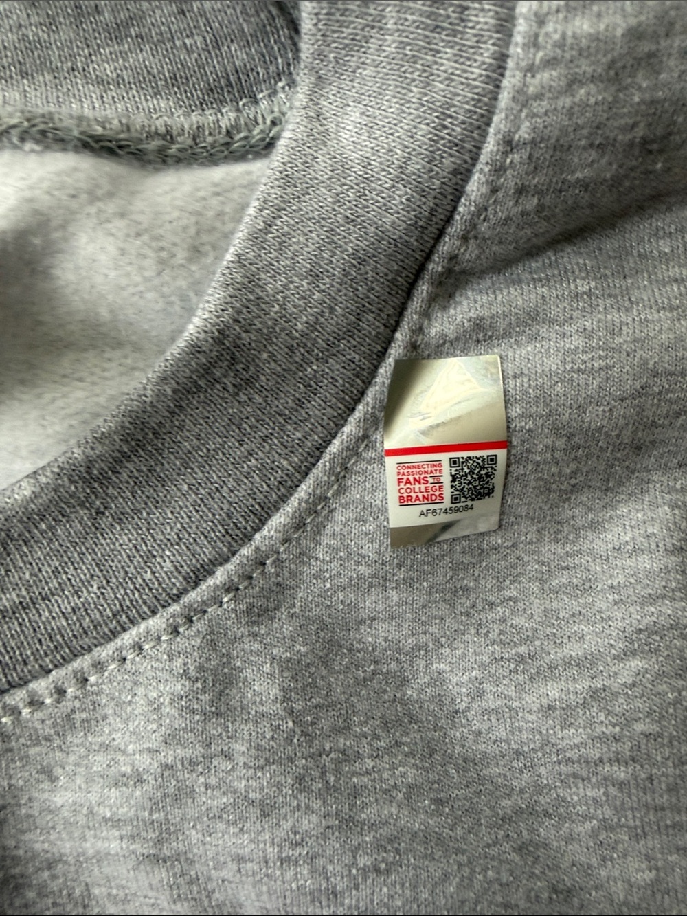 Gildan Gray University of Maryland Crewneck Sweatshirt with Red Print - Picture 5 of 6